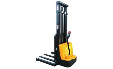 QDA E步行式跨腿堆高車